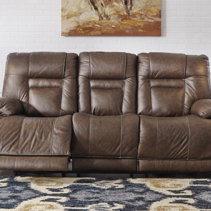 The Benefits of Fabric vs. Leather Sofas
