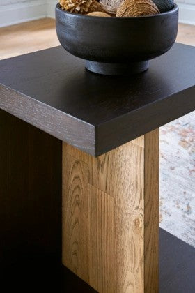 Komic Chairside End Table - Lifestyle Furniture
