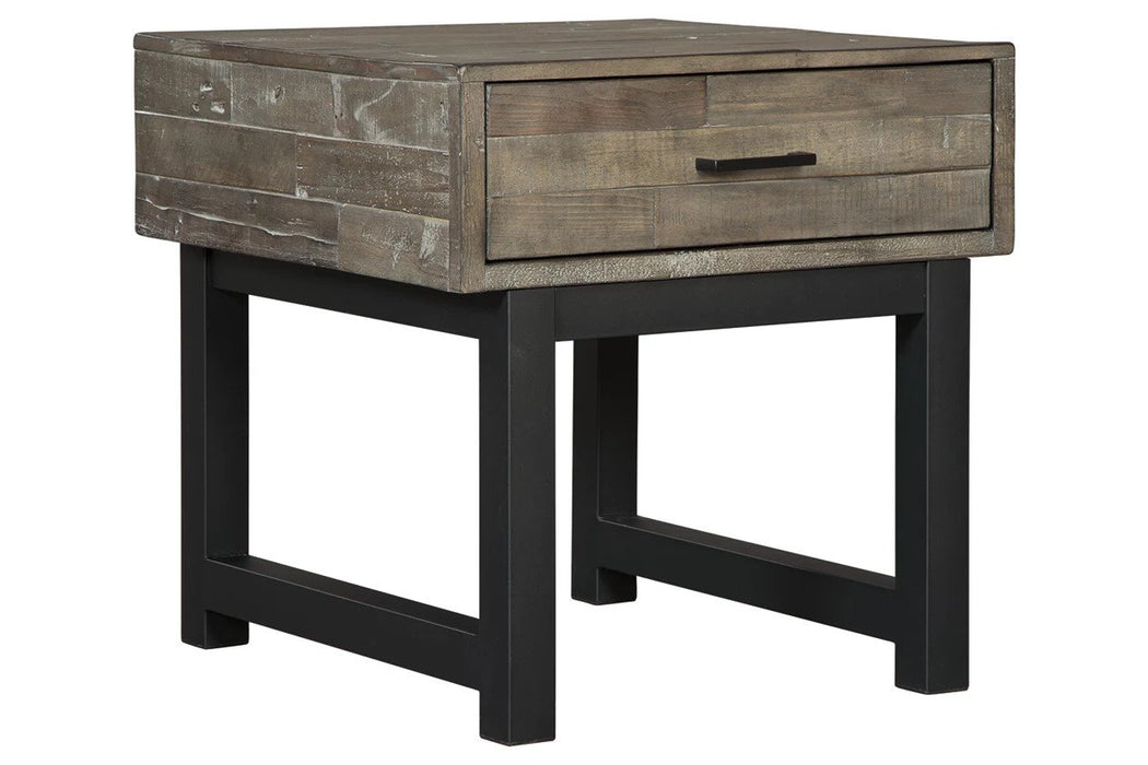 Durable and timeless with a versatile design, our square-shaped end table is an elegant addition to any corner of your home.