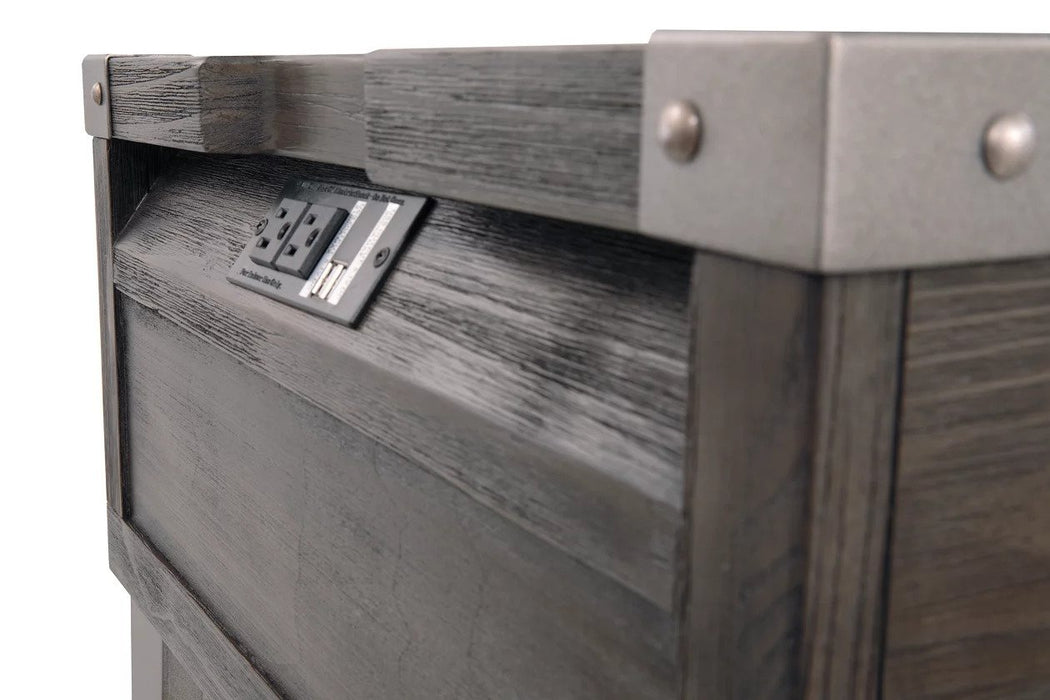 The gray top, square legs all come together to create a unique set, with a USB charging port so you don't need another outlet for your phone!