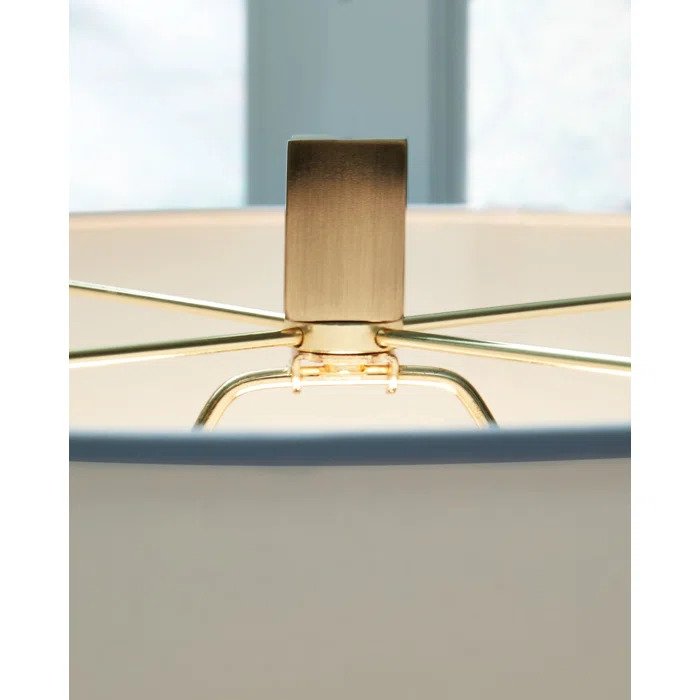 Teelsen Table Lamp - Lifestyle Furniture