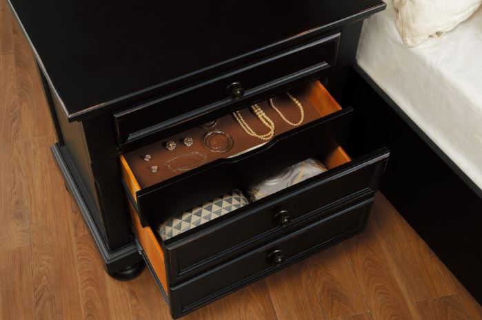 Laurelin Black Nightstand - Lifestyle Furniture