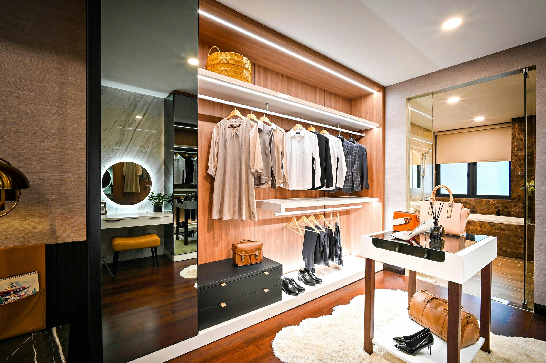 How to Organise Your Wardrobe Like a Pro