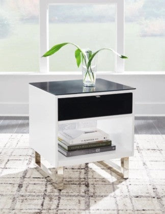 Garry Rectangular End Table - Lifestyle Furniture