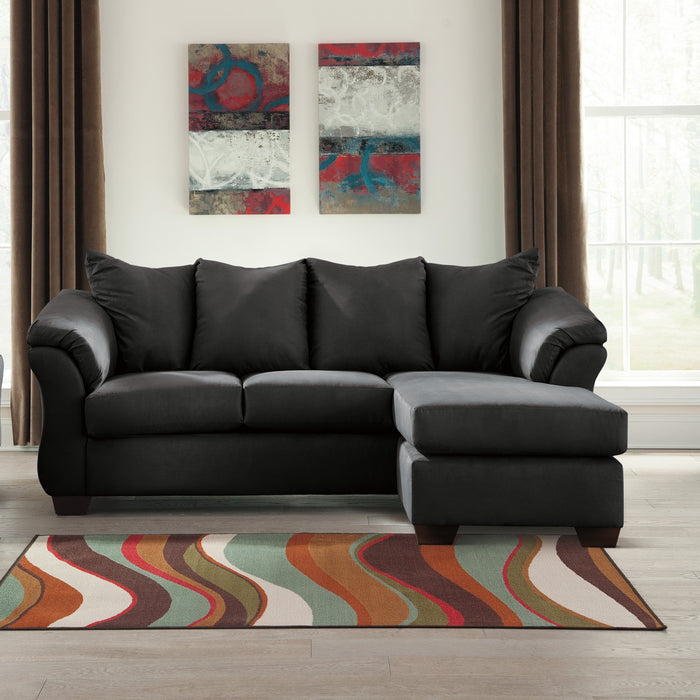 This sofa looks great in any living room setting and pairs nicely with a variety of choice decor pieces.