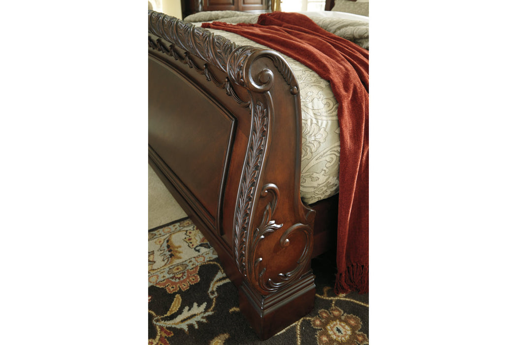 North Shore Sleigh Bed with Dresser & Mirror - Lifestyle Furniture