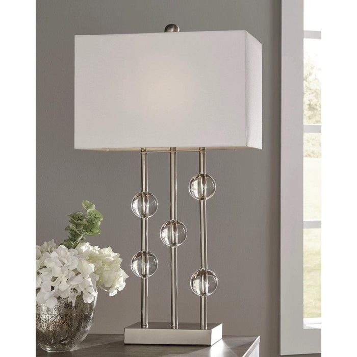 L428064 Metal Lamp - Lifestyle Furniture